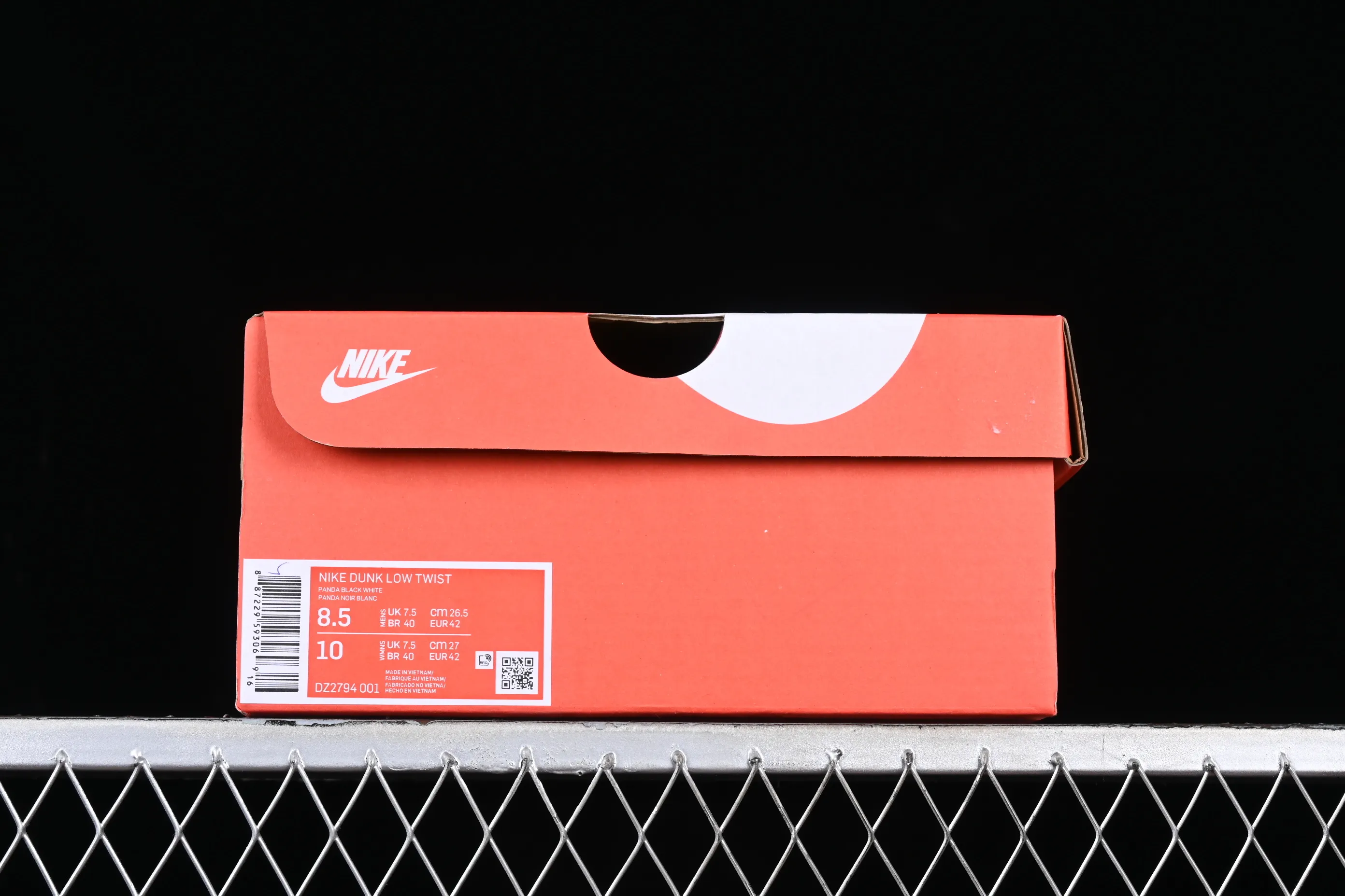 All categories Nk SB Dunk series Nk SB Dunk Low low-top sneakers Nk Dunk Low Twist Panda Panda black and white SB low-top sports and leisure sneakers DZ2794-001